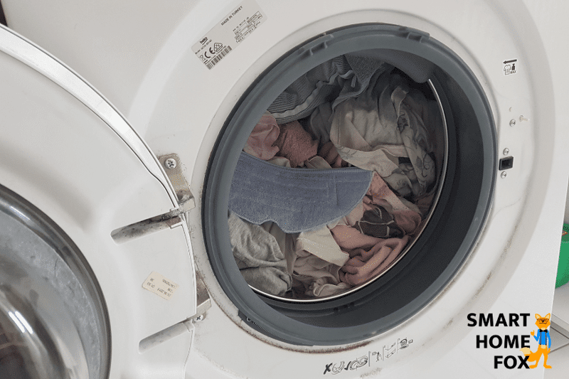 Washing the Roborock S7 mop in the washing machine